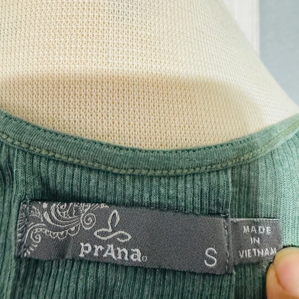 Prana Ribbed‎ Tank Top Racerback Yoga Athletic Green Sleeveless Womens Small